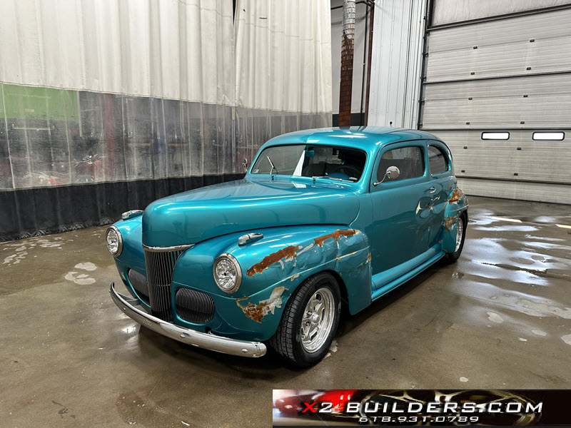 1941 Ford Two-Door Sedan Chopped Top Street Ride